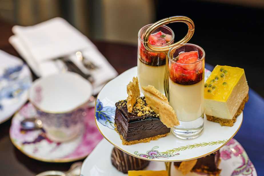 High Tea vs Low Tea What's the Difference? Binge Travelling